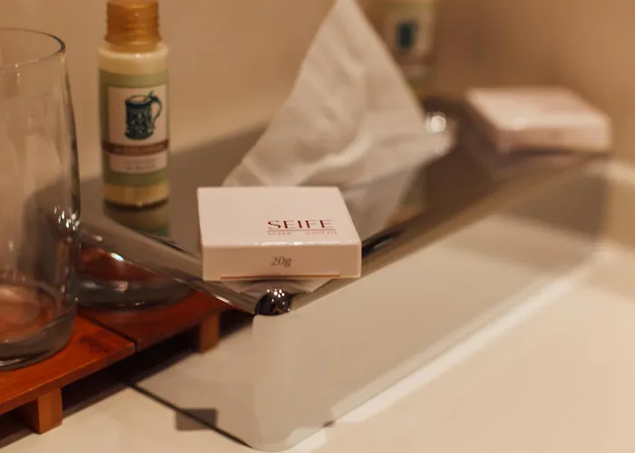 Braeuhaus Отель *